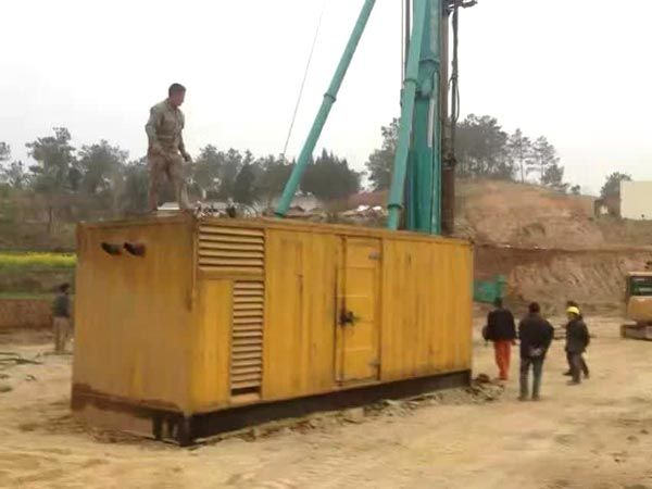 吕梁如何判断水冷式机油散热器密封件是否需要更换?